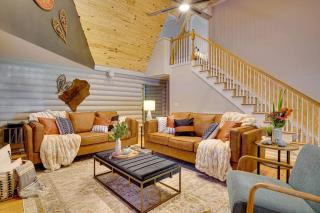 Welcome to The Alpine Luxury Cabin in the City - Duluth - 0