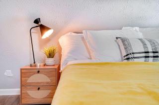 Welcome to The Alpine Luxury Cabin in the City - Duluth - 3