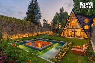 StayVista at Alpha and Peek a boo with Lawn, BBQ, Aframe and Bonfire - Srinagar - 9