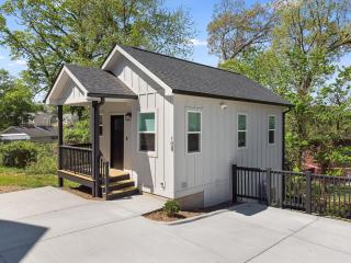 New Designer 1 Bed Home, Walk to Biltmore Village - Asheville - 7
