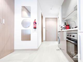 Charming Studio with Balcony in Azizi Riviera - 3