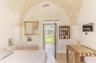 Emerald Suites - Villa Emerald - San Vito dei Normanni - 3