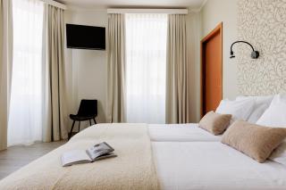 Hotel Corner House by WP Hotels - 9