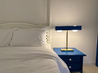 Jomtien Beachfront Apartment - 3