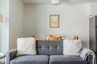 Blueground Mid-Wilshire pool nr retail LAX-1266 - 9