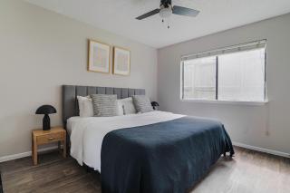 Blueground South Congress laundry ac ATX-263 - Austin - 1