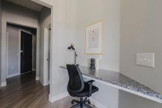 Blueground Lost Plains gym pool wd ac ATX-272 - 7