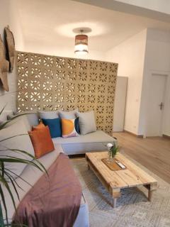 Goga Apartment in Jabal Amman near Rainbow Street - Ash Shumaysānī - 4