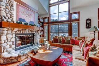 Meadows Townhome P2 by East West Hospitality - 0