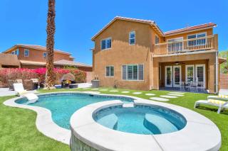 Indio Paradise - 4BR Home with Pool - Indio - 0