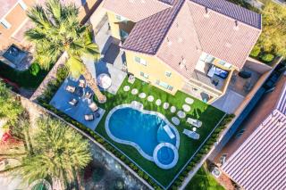 Indio Paradise - 4BR Home with Pool - Indio - 9