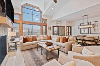 Meadows Townhome S3 by East West Hospitality - 2