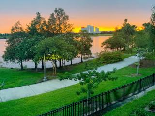 P42 New Townhouse at Vista Cay Walking distance to CCCO - Orlando - 0
