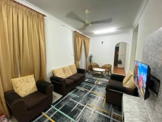 Homestay Gaya Warisan - Kota Bharu - 8