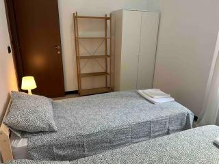 Central, spacious & completely equipped apartment - Genova - 5