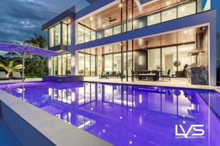 Carlotta- New Construction Luxury Waterfront Villa - 3