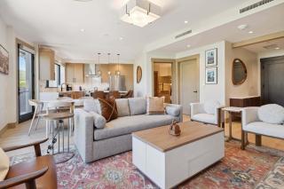 One Riverfront Condo 307 by East West Hospitality - 6