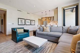 One Riverfront Condo 305 by East West Hospitality - 7