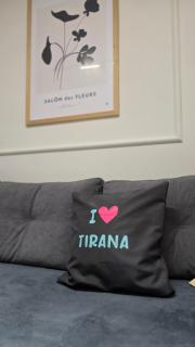 Charming Comfort Apartment - Tirana - 9