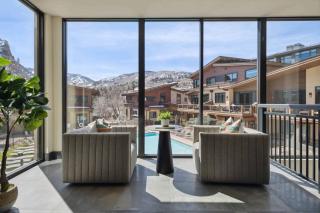One Riverfront Condo 103 by East West Hospitality - 2