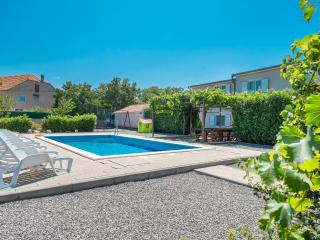 Modern XXL Villa - 1