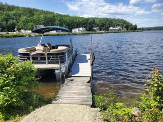 Lakefront Home with Private Beach Access & Hot Tub - Milton - 0