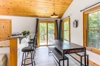 McCaysville Cabin Fire Pit, BBQ and More! - McCaysville - 5