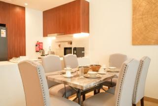 Chic & Modern Apartment in La Rive 4, Dubai - 4