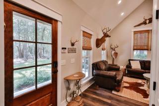 The Camellia Cottage - private family space - 9