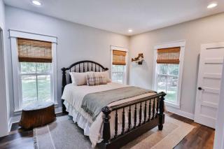 The Camellia Cottage - private family space - 3