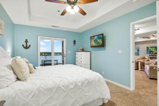 Emerald Bay Overlook Breathtaking Views, Pools - Lake Ozark - 1