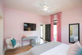 Summer End Sale Prime Location - Nashville - 1