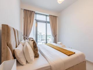Luxury Meydan Escape Condo with City Views - 6