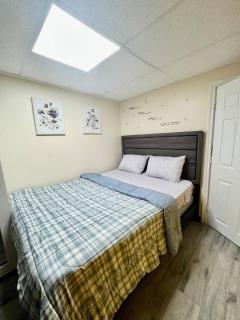 R8 Private Room Near Airport - Mississauga - 0