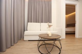 Jon's Garden Apartments - Tirana - 6