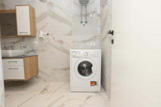 Jon's Garden Apartments - Tirana - 4