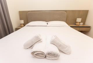 Jon's Garden Apartments - Tirana - 9