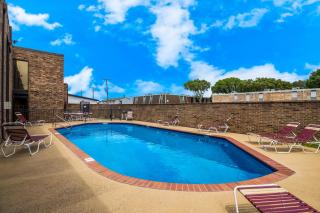 Clarion Pointe Lake Jackson - Clute - Lake Jackson - 6