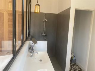 Domaine de La Mouleyre à Cénac proche Bordeaux - Carignan - 1