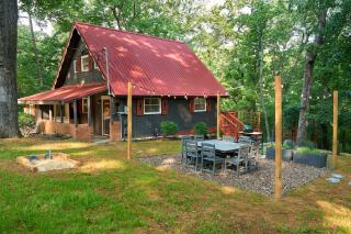 Red A Frame Shenandoah Escape Fire Pit BBQ - 0