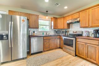 On-Site Lake Access Pet-Friendly Vinita Home - 1