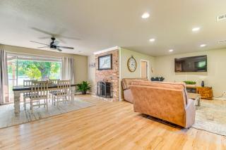 On-Site Lake Access Pet-Friendly Vinita Home - Disney - 4