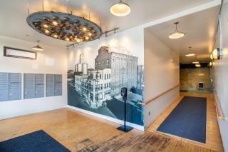 Dollys Downtown Loft Knoxville - 3