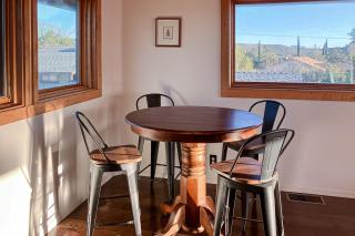 The Scholar's House - Rimrock - 2