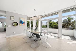 Luxurious Retreat At The Whispering Palms - 7