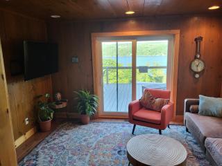 Terry Hill Lodges and Suites - Hammondsport - 2