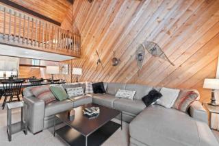 Ridgepoint Townhome 105 by East West Hospitality - 7