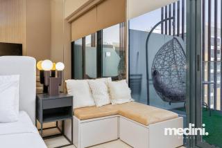 Azizi Riviera - 12min from Downtown - 1
