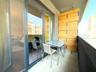 Cozy Corner Apartment with Baby Crib and Free Parking - Braşov - 3