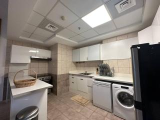 Cozy 2BHK with Marina Views - 6